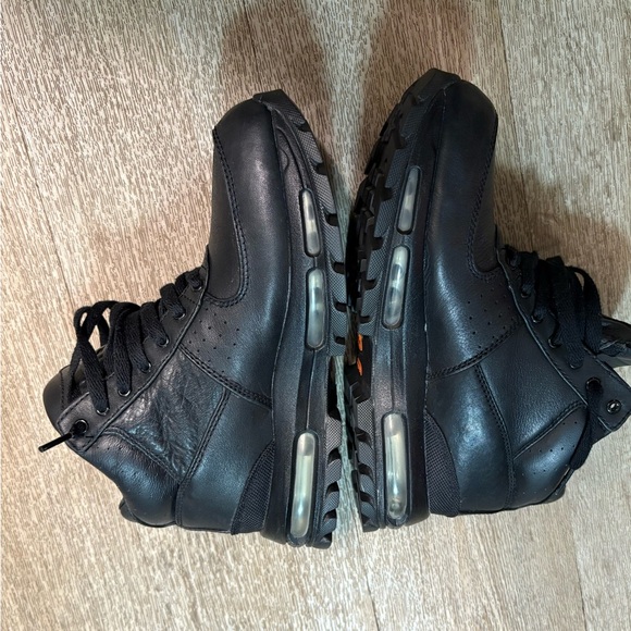 NIKE ACG BOOTS BIG KIDS SIZE 6Y - Picture 4 of 11